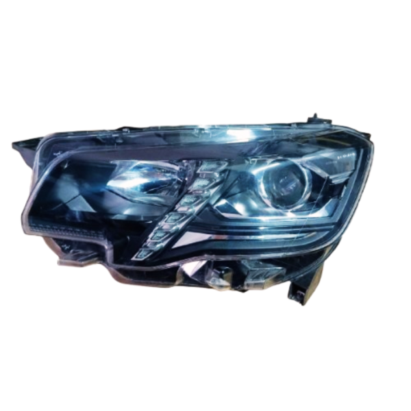 Faro de Peugeot Rifter Derecho 2020-2023 Diesel / Usado